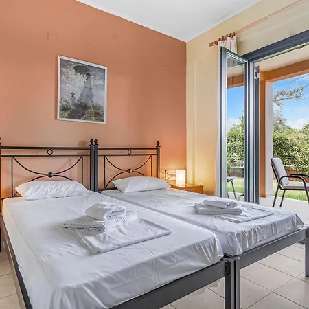 Ionian Breeze 3 * Frínion
